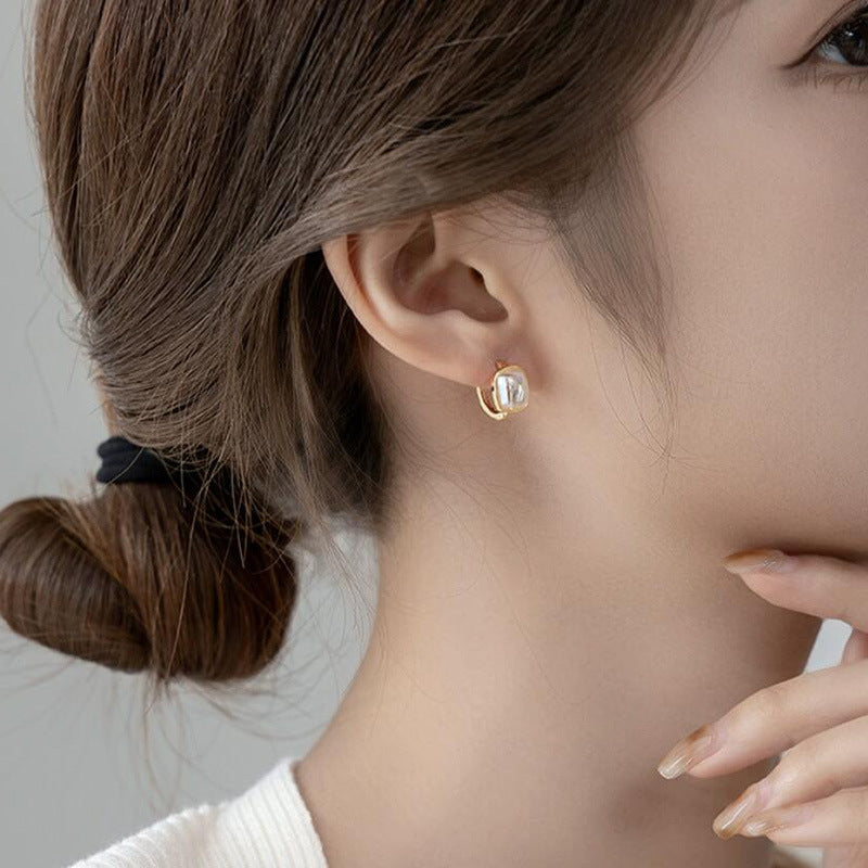 Simple multicolored pearl earrings women's circle ear buckles personalized fashion retro earrings women